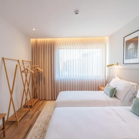Apartment Feel Firmeza Coworking & Flat 4 *